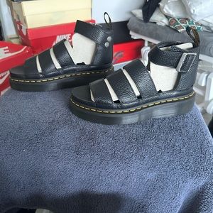 Dr. Martens Clarissa II Quad Black Womens Size 7